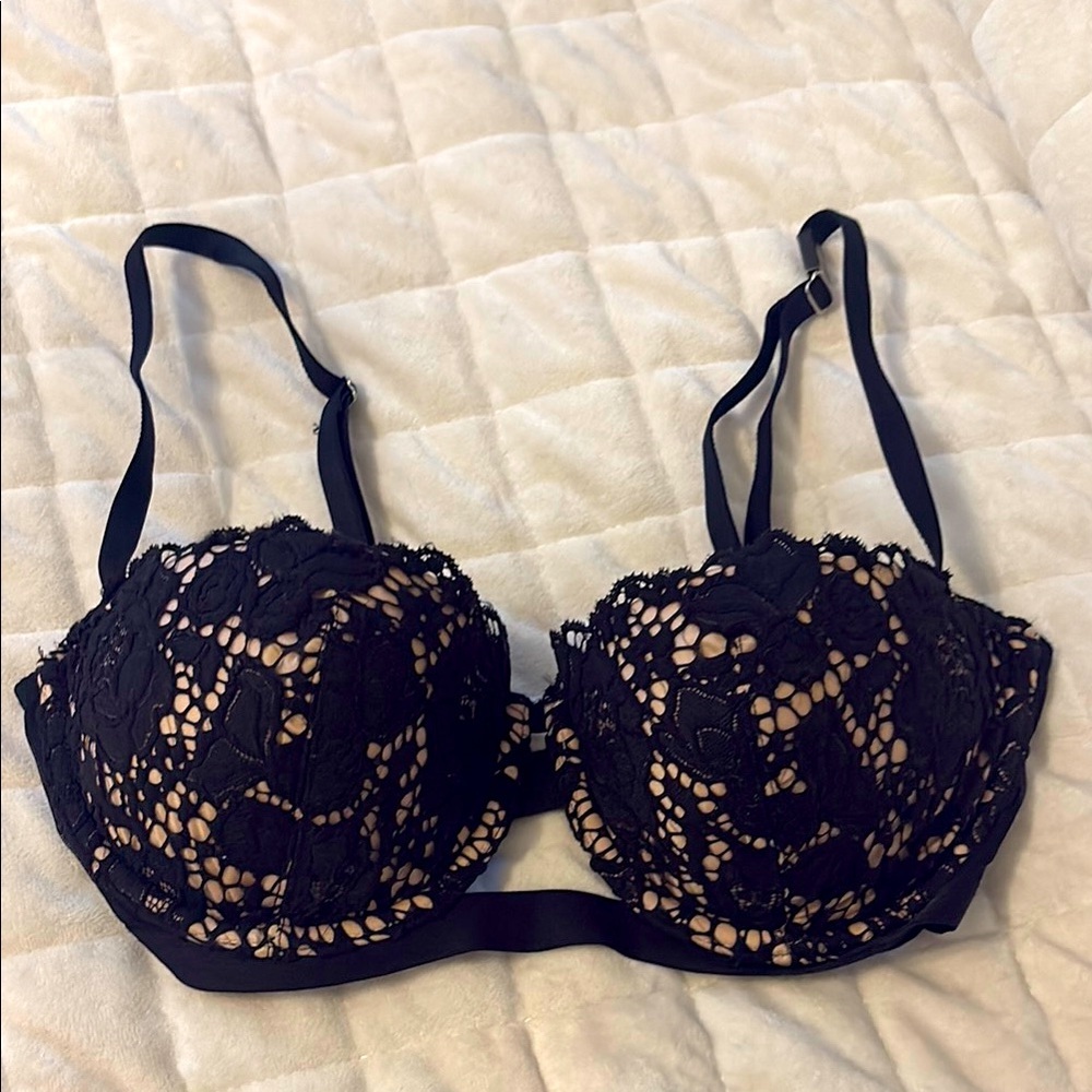 Victorias Secret Lace Balconette Bra Size 34C